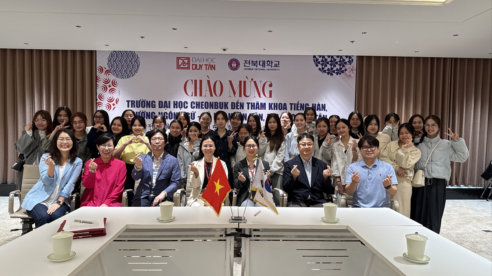 우리대학, 베트남 듀이탄대학과 국제협력 MOU 체결 대표이미지